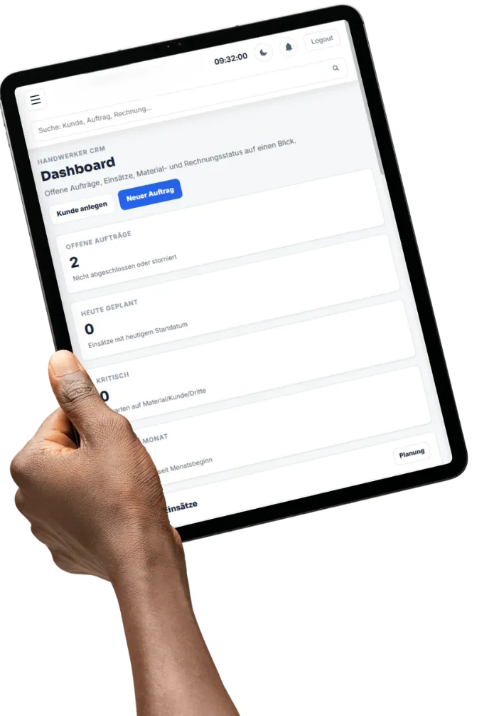 Handwerker CRM Dashboard auf dem Tablet